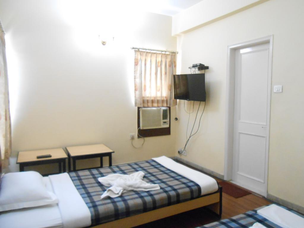 Hotel Akash Deep Kolkata Luaran gambar