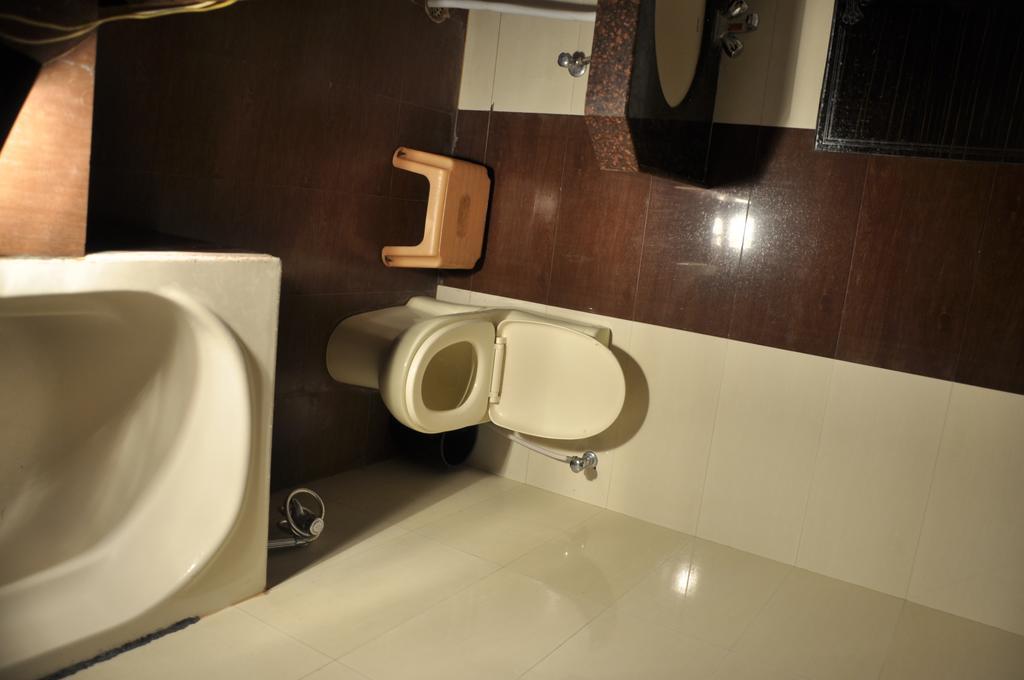 Hotel Akash Deep Kolkata Luaran gambar
